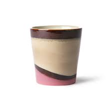 With this beautiful set of cappuccino mugs you can optimally enjoy your coffee or tea. Hkliving 70s Ceramics Coffee Mug Dunes