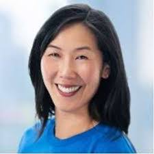 Jennifer Tye's Instagram, Twitter & Facebook