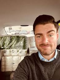 clickbait #impact #digitalmarketingmanager #influencermanager #dataanalyst  #d2c #bitburger #digitalunit #influencer #sea #seo #d2c #sql #dataanalysis  #powerbi #googleanalytics #tableau