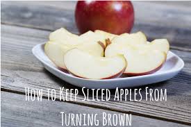 The reason that this works is that the acidic juice of a lemon will have a quick chemical reaction involving the enzymes in the fruit that will take away its ability to cause the brown color of the flesh. It S Apple Season How To Keep Apples From Browning Super Safeway