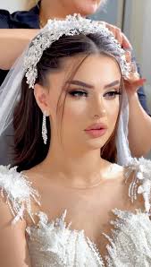 Pin de OLGA CORA en Свадебный образ