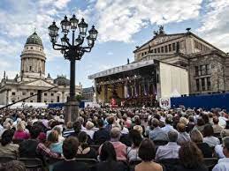 This page contains a national calendar of all 2021 bank holidays for the united kingdom. Public Holidays School Holidays Berlin De
