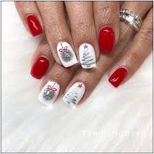 From nail polish, nail sets, nail stickers, gems, rings and even bracelets, there are millions of different combinations and styles that you can make! 132 Holiday Nail Art Ideas To Get You Into The Christmas Spirit Page 5 Armaweb07 Com Christmas Gel Nails Christmas Nails Easy Xmas Nails