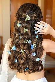 Floral Fiesta 13 Types Of Flowers For Your Bridal Hairstyle Open Hairstyles Hair Styles Latest Hair Design