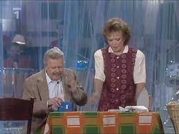 Jiřina bohdalová & vladimír dvořák. Jirina Bohdalova Vladimir Dvorak Walkman 1990 Youtube