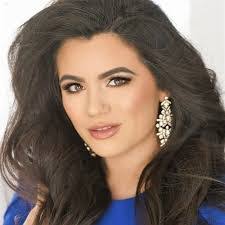 Angelica Bates's Instagram, Twitter & Facebook