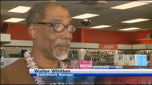 RadioShack workers hustle to open store after smash & grab burglary