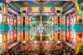 However, since then, the temple has been rebuilt and expanded to better serve the hindu community. Sri Maha Mariamman Temple Dhevasthanam Hindu Tempel In Chinatown Fototapete Fototapeten Stadt Hauptstadt Ziel Myloview De