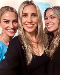 THIS WEEKEND we are hitting Wisconsin!!!! We are so excited and can't wait  to see y'all ♥️🙌🏻 The Wharf Manitowoc Kitty O'Reillys Irish Pub Stone  Harbor Resort