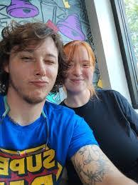 Daisy Mikell's Instagram, Twitter & Facebook