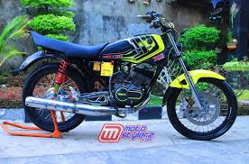 Foto motor rx king full modif airbrush jogja solo. Modifikasi Rx King 1996 Palembang Proyek Iseng Buat Kopdar Only Konsep Airbrush Tetap Rossi