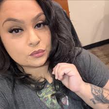 How to keep conversations going with a loved one in prison?