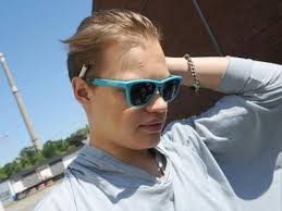 Leute: Zu schnell, betrunken, ohne Führerschein, erwischt: Prominente  Verkehrssünder