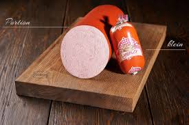 Die lyoner wurst ist bestimmt vielen bekannt. Lyoner Landfleischerei Kneusel