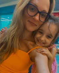 Alissa, o amor mais puro que a vida me deu. Meu maior presente 🤍  @suelin.locatellihuve ✨