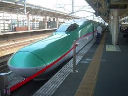 Sehingga kini, rangkaian landasan kereta api shinkansen merangkumi jarak sehingga 2,764.6km. Tohoku Shinkansen At Fukushima Station Fukushima Station Japan