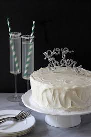 Diy Nye Cake Topper Template New Year Cake Designs Cake Cake Toppers
