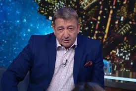 Különösen tetszett a bayer zsoltról szóló rész, akiről még jobboldali körökben is érdekes dolgokat hallani. Bayer Zsolt Pedofiliaval Dobalozik Borsod24