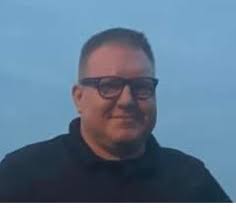 Greg has been blessed with the gift a kidney. We didn't know the donor  until yesterday, total stranger stepping up to offer such a selfless gift  to another total stranger. Speechless. This