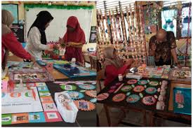 Ø pemanfaatanhidroponik sebagai alternatif lahan sempit. Goriau Ratusan Contoh Praktik Baik Pendidikan Dasar Akan Dipamerkan Saat Unjuk Karya Program Pintar Tanoto