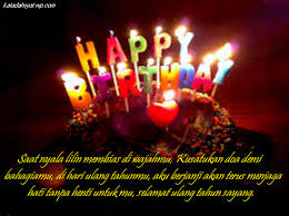 Ulang tahun memang hanya dilalui satu tahun sekali, namun itu awal untuk perubahan pada hari berikutnya untuk menjadi dewasa dan lebih baik lagi. Foto Ulang Tahun Romantis With 549x411 Resolution