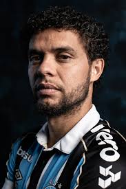 🤔⚽️ E você? Estreou com gol na #Libertadores? 🇪🇪 Grêmio FBPA