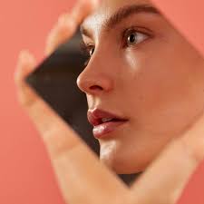 When It Comes to Beeswax, Choosing Organic Matters. Here's Why.