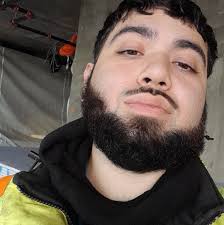 Need a team. Gotta have a mic 🤦‍♀️