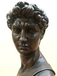 Preços baixos em David Estátua em Esculturas de Arte