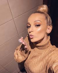 + add or change photo on imdbpro ». Sok Slovensku Spevacku Ako Dieta Sexualne Zneuzivali Konecne Sa Rozhodla Prehovorit Topky Sk
