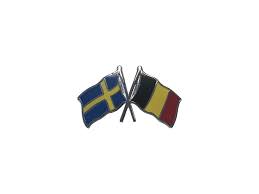 De vlag van zweden is een blauwe vlag met een geel scandinavisch kruis. Pin Vlag Zweden Belgie Joostshop