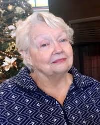 Cecilia Hyatt's Instagram, Twitter & Facebook