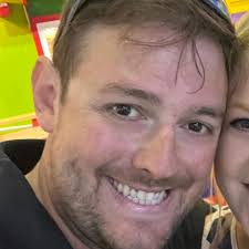 Julia Birkhead and Josh Magee's Wedding Website