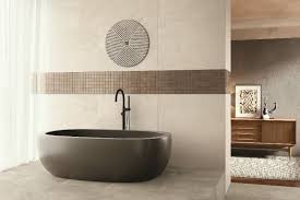 Wellness Design Fliesen Treppenfliesen Freistehende Badewanne