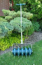 Aerateur Gazon Tout Ce Qu Il Faut Savoir Pelouse Et Gazon Fr