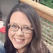 Holly Herrera (@holly_herrera)