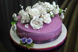 29 kek kahwin simple 2019 tema menarik istimewa. Kek Kahwin Purple Putih Prettysmallbakery