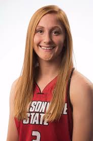 Kelly Naughton's Instagram, Twitter & Facebook