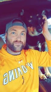 Hey Greenville! My name is Rich and I just took a job as a sales manager,  and I'm moving within the next few weeks from Wyoming to Greenville. I'm  looking for a