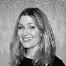 Cindy Bartholomew's Instagram, Twitter & Facebook