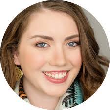 Nicole Koon's Instagram, Twitter & Facebook