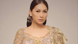 Ia mengucapkan terima kasih atas doa yang dikirimkan untuk mereka berdua. Lepas Status Janda Tata Janeeta Diisukan Nikah Diam Diam Dengan Brotoseno Mantan Angelina Sondakh Herstory