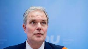 Burkard dregger is on the board of igp advantag ag and member of abgeordnetenhaus von berlin. Cdu Fraktionschef Burkard Dregger Streit Nach Interview Zitat Zu Enteignungen Berlin Tagesspiegel
