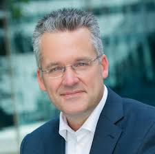 Brett Pitts's Instagram, Twitter & Facebook