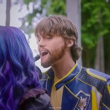 if y’all can’t tell — ben’s beard & fangs are definitely my favorite parts  🙈 scp : @disneyscenepacksss 🏷️’s : #mitchellhope #mitchellhopeedit  #kingbenedit #benflorian #benflorianedit #decsendantsedit ...