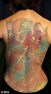 Young Graduates In Japan Forced To Remove Tattoos To Find Work After Body Art Ban Tattoos Tattoo Removal Tattoo Work