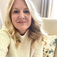 The Cake Club: Delicious Desserts and Stories from a Southern Childhood by Susie  Quick