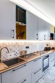 Dans une pièce ouverte, vous pouvez utiliser les carreaux de ciment pour délimiter l'espace cuisine. Cuisine 25 Facons D Adopter Les Carreaux De Ciment