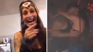 She acted in the comedy locos sueltos en el zoo (2015). Polemica En Las Redes Por Un Video De Ivana Nadal Y Su Pareja En Una Fiesta De Disfraces El Litoral