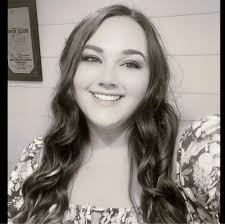 Hi! Can anyone recommend the appropriate sand to use for my leopard gecko?  I read that they like to have sand boxes that they can dig in. Should I get  them one?